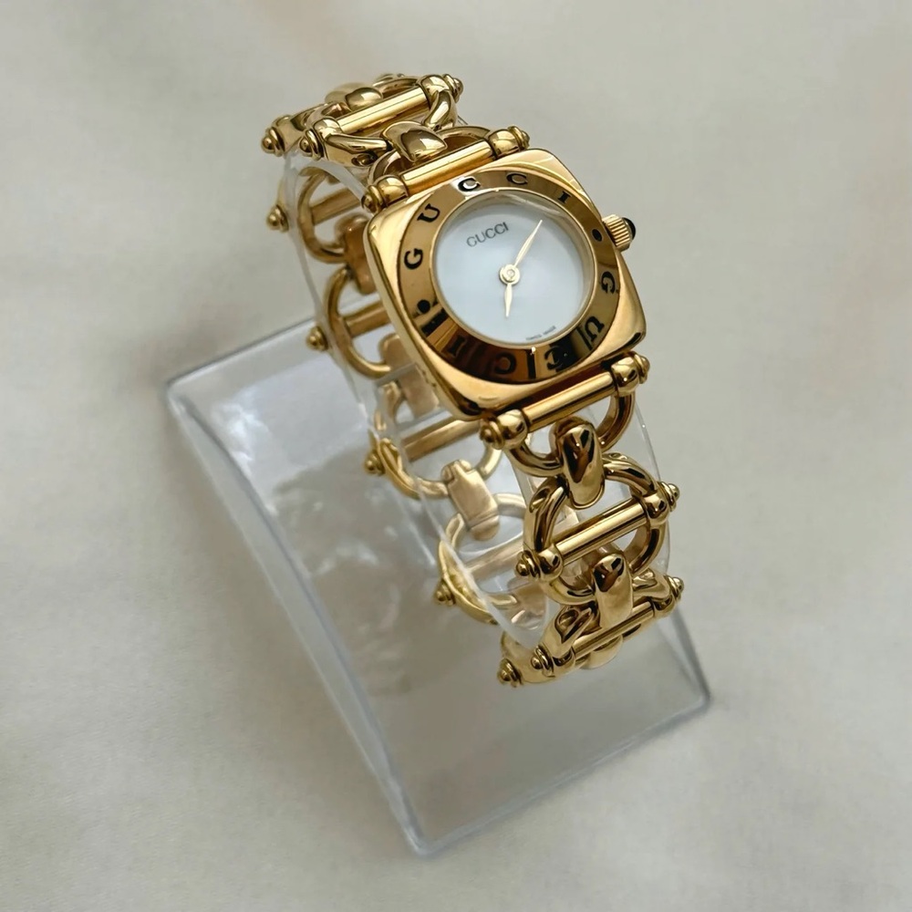 AUTHENTIC VINTAGE GUCCI HORSEBIT GOLD WATCH - Picture 3 of 7